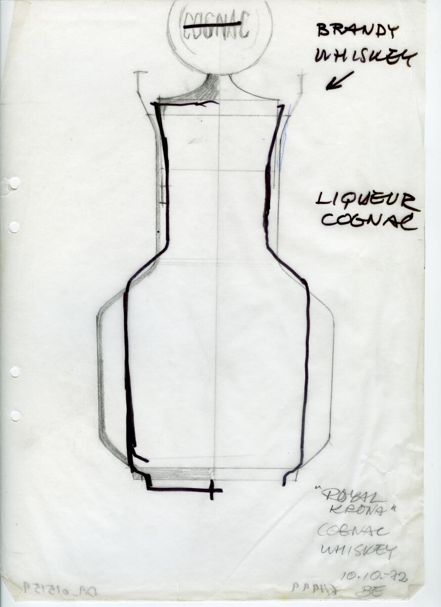 Materialet innehåller skisser till vaser, kannor, servisglas, snäckor, ishinkar, gravyrer m.m. . Det ingår även handlingar och korrespondens angående produkter och utbyte av ideér med olika uppdragsgivare och företag.