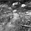 Stensamling (ej fornlämning) ca 6 m NO om fornlämning nr 3, detlaj av sökschakt.