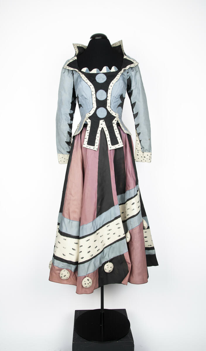 Kjol använd i uppsättningen "Den trekantiga hatten".