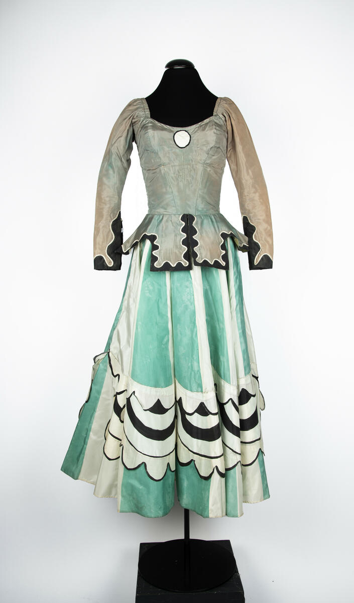 Kjol använd i uppsättningen "Den trekantiga hatten".