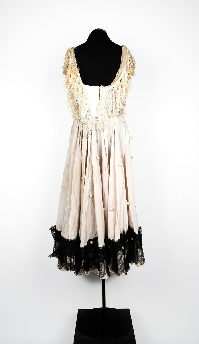 Kjol använd i uppsättningen "Den trekantiga hatten".