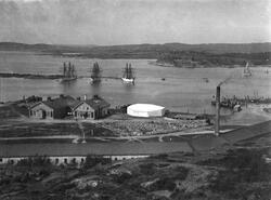 Exteriör av hamn, 1920-tal. Tälthangar för sjöflygplan, bygg