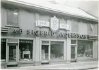 Västerås, Stora gatan 15 B.
AB Sigfrid Anderssons elaffär, 35-årsjubileum 1951.