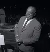 Count Basie. Under en konsert.