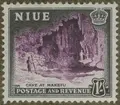 Frimärke ur Gösta Bodmans filatelistiska motivsamling, påbörjad 1950. Frimärke från Niue, 1950. Motiv av Grottan vid Makefu