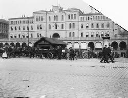Youngstorget med Møllergata 19.