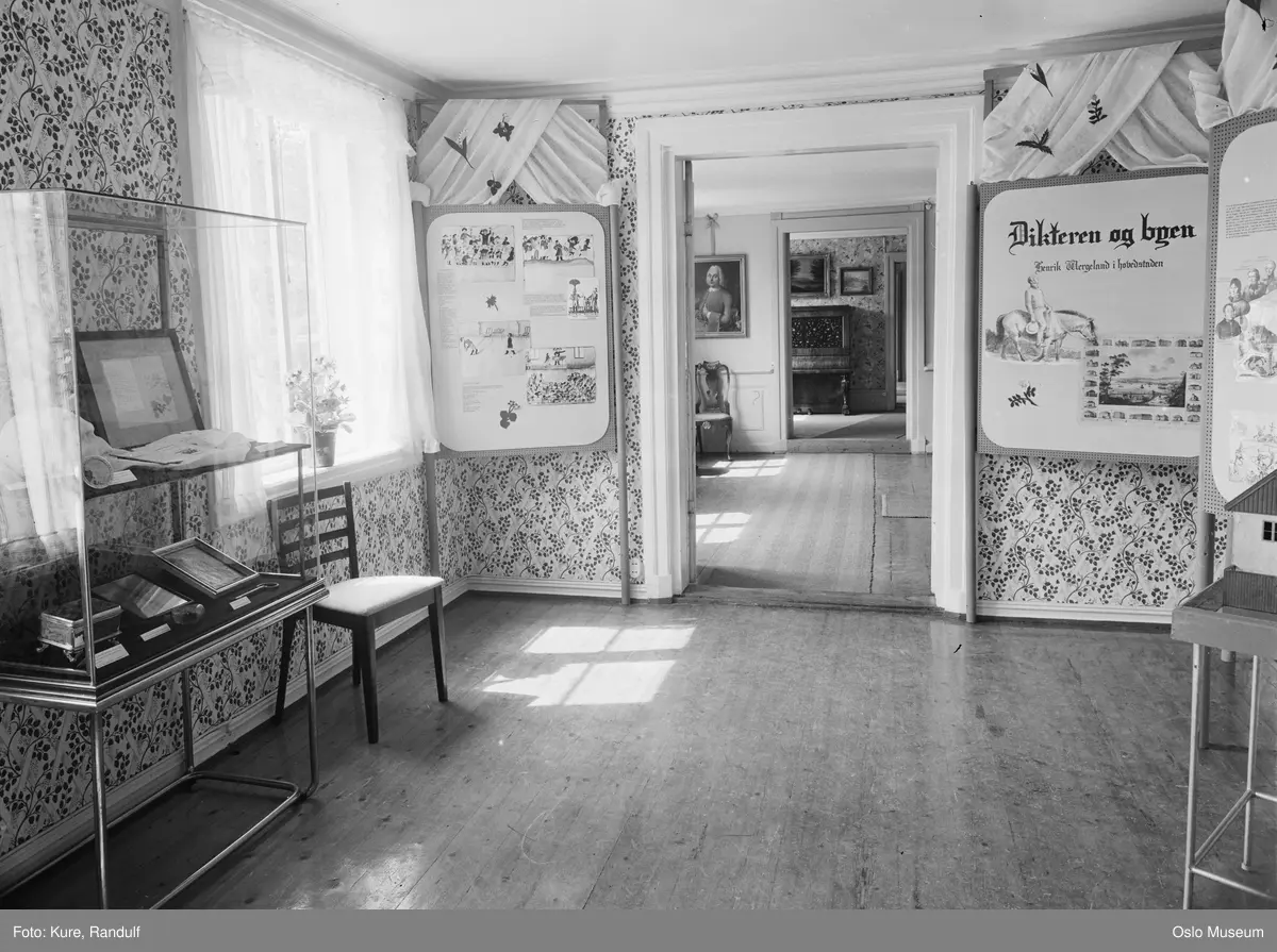 Oslo Bymuseum, interiør, hovedbygning, annen etasje, utstilling om Henrik Wergeland