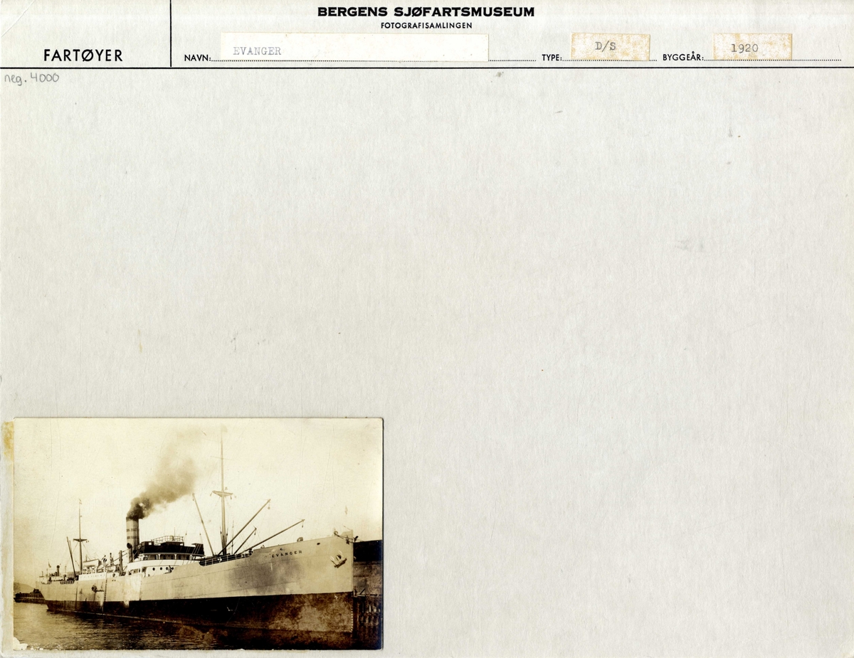 DS EVANGER (bygget 1920) til kais.