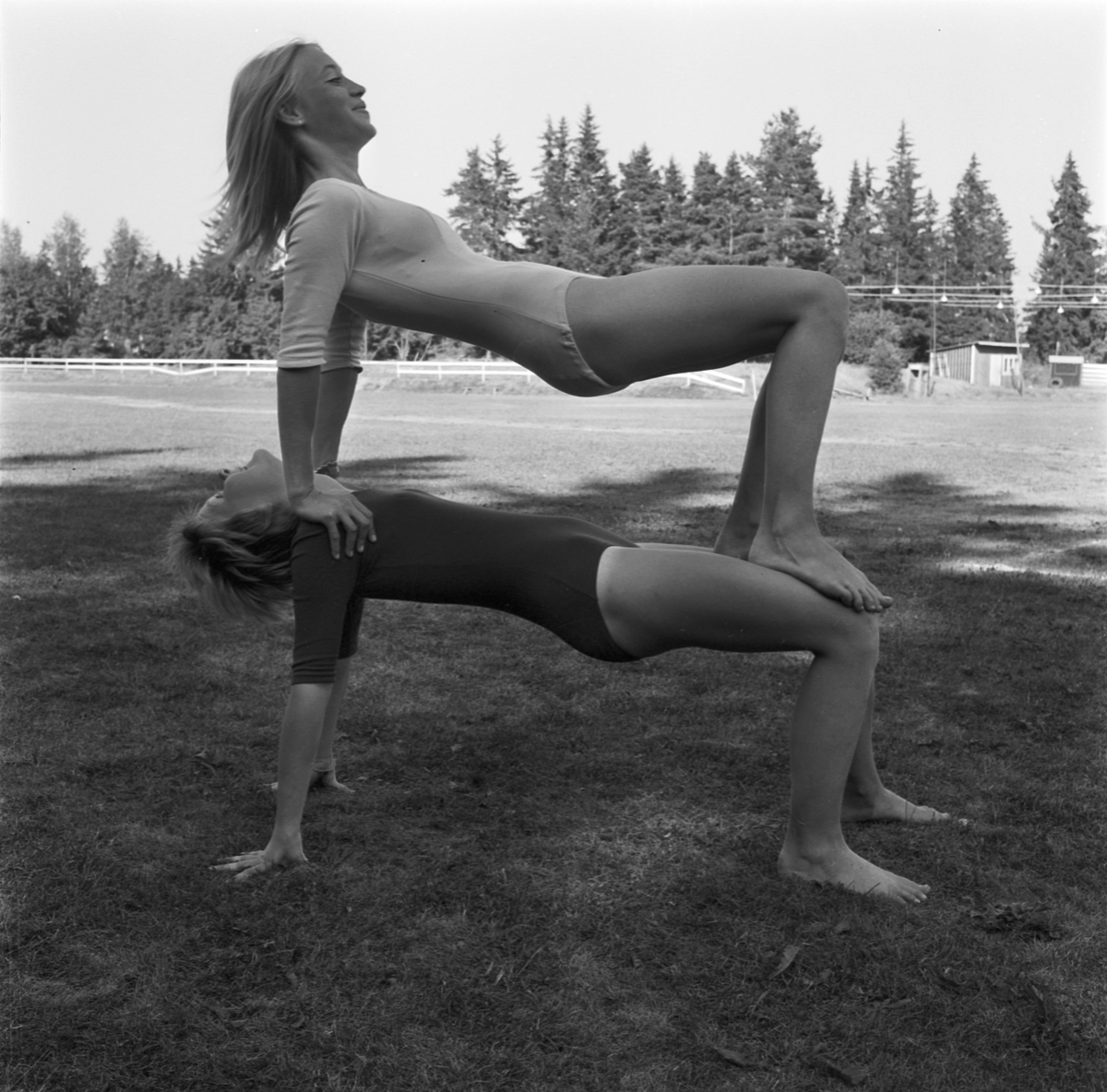 Gymnastikflickor i Skärplinge, Uppland 1969