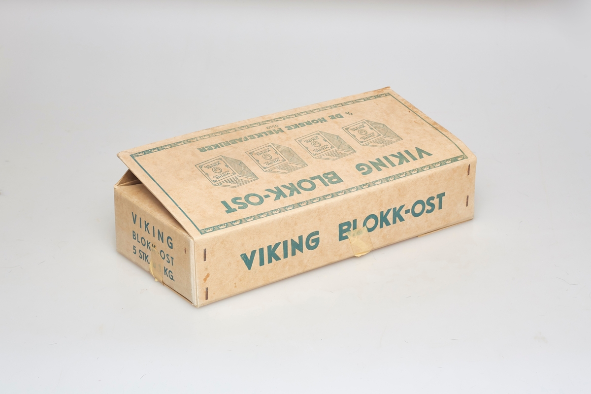 Pappeske for viking blokk ost og en pose med noen lapper(?).