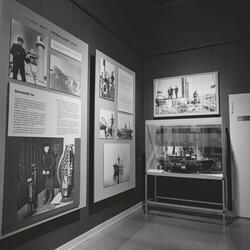 Utställningen i Fyrrummet. Skärmutställning om Germandö fyr 