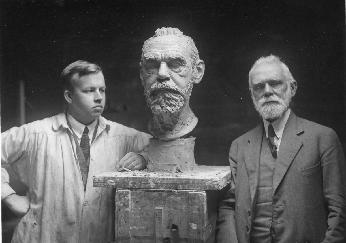 Dyre Vaa og August Western