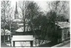 Västerås.
Restaurang Klippans uteservering och musikpaviljong, med portalen i förgrunden. 1910-1930-talet.