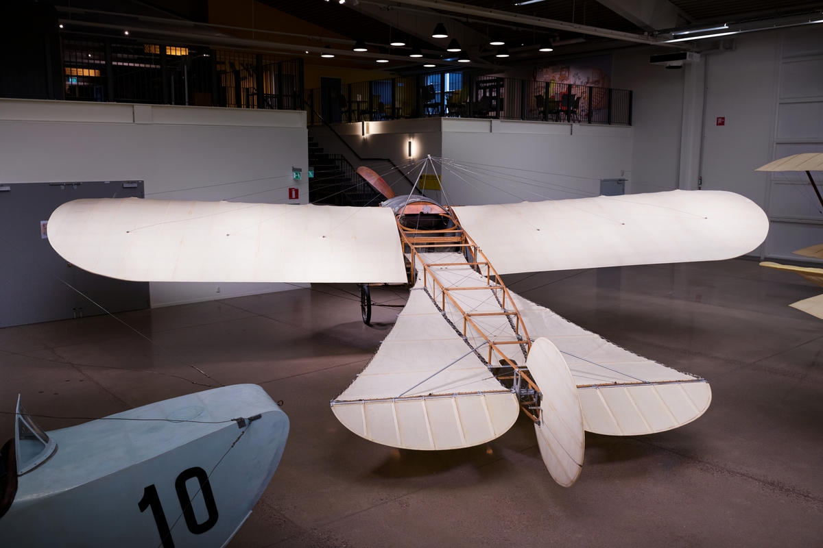 Aeroplanet N:r 1
Nyrop N:r 3