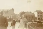 Fotografi från Albin Ahrenbergs resa till Grönland 1929. Motiv av stad på Island.