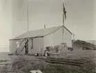 Fotografi från Ahlmannexpeditionen 1931. Motiv av basstationen 