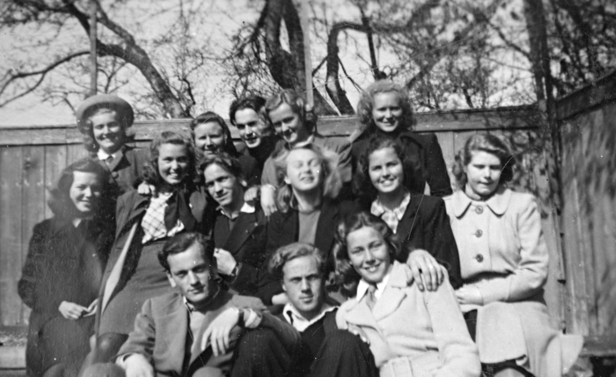 Serie med bilde frå ei eller fleire reiser med lærarskulestudentar på 1950-talet.