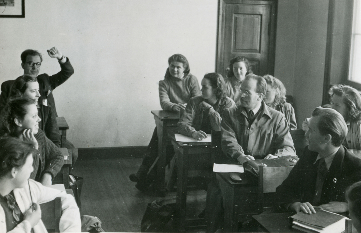 Frå undervisning på Oslo lærerskole på 1950-talet.