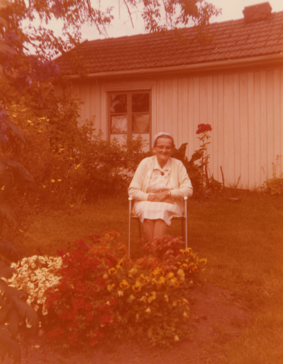 Over 40 bilde av Astrid Margrethe Terjesen på ulike turar.