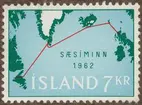 Frimärke ur Gösta Bodmans filatelistiska motivsamling, påbörjad 1950. Frimärke från Island, 1962. Motiv av telefonkabelnät USA-Europa över Island: 1962.