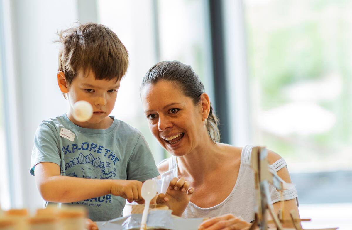Barnas museum - borgbygging. Foto: Georg Aamodt.