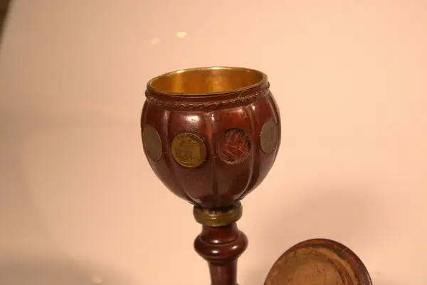 Alterkalk fra St.Halvards kapell på Løvøya, 1662.