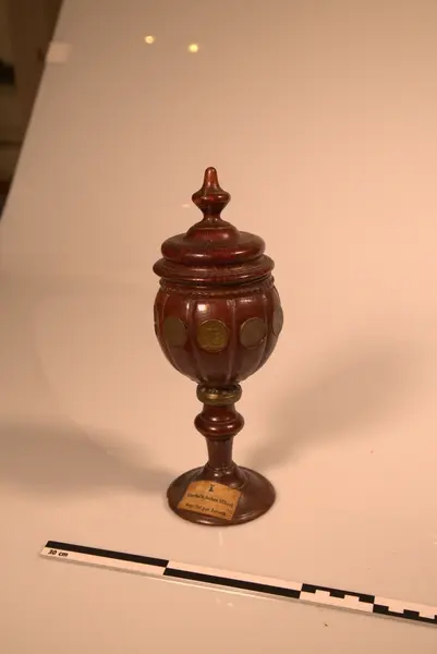 Alterkalk fra St.Halvards kapell på Løvøya, 1662.