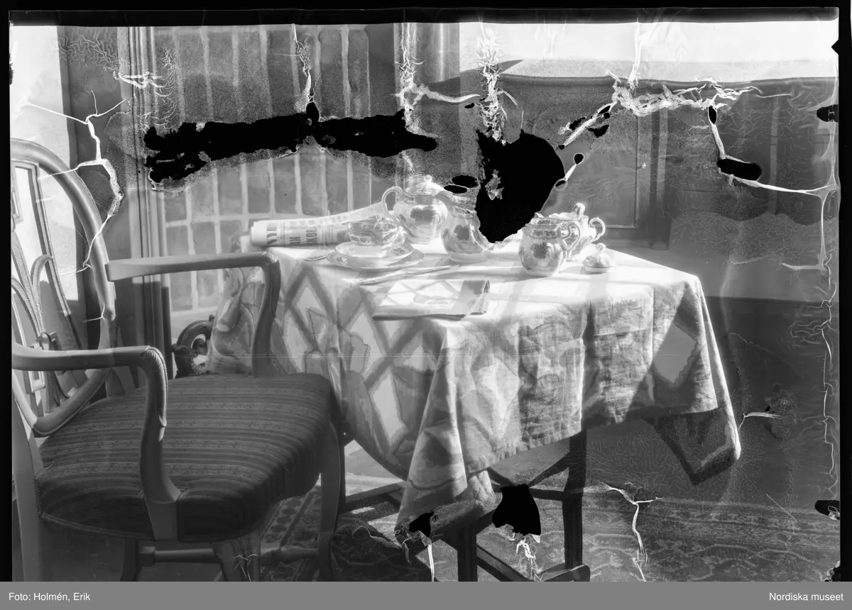 Fotografens förteckning/ anteckning: Dukade bord