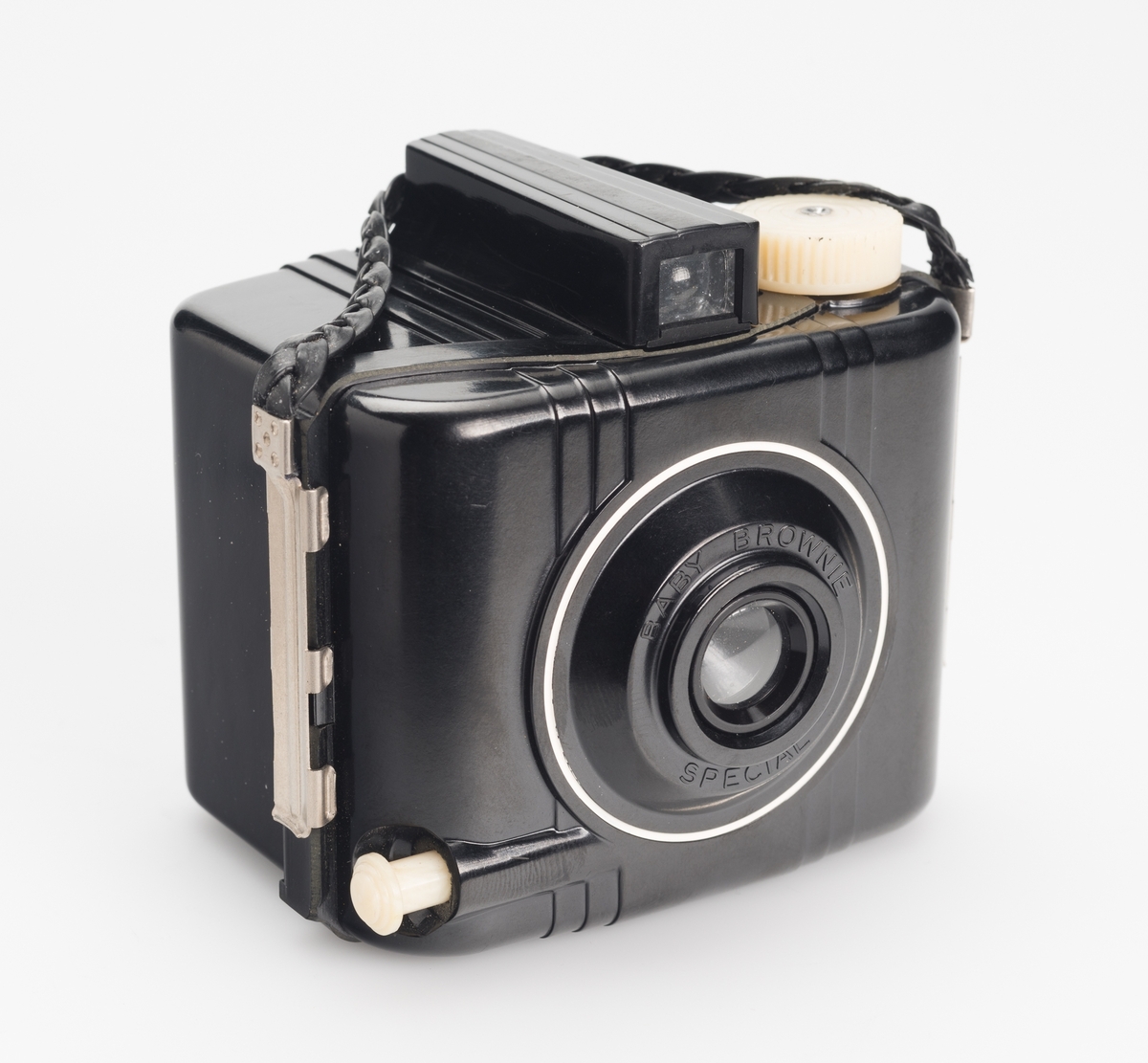 Baby Brownie Special er et bokskamera produsert av Kodak fra 1939 til 1954. Kameraet tar 4x6,5cm eksponeringer på 127 film. 
Her med kameraets originale boks og bruksanvisning.