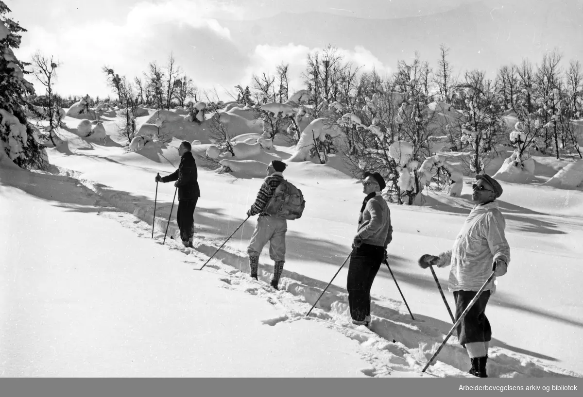 Martin Tranmæl påsken 1951.