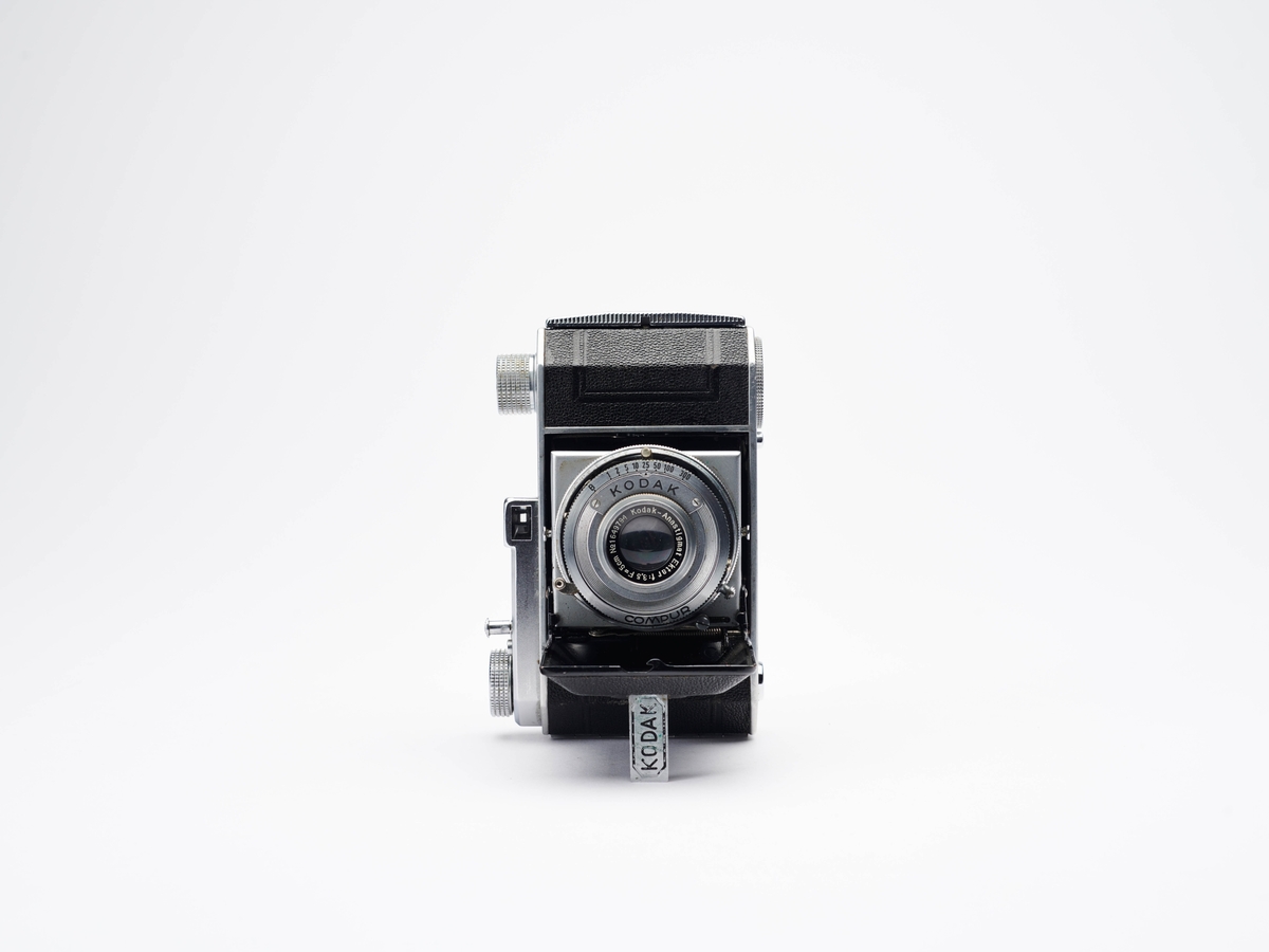 Retina I er et foldekamera for 35 mm film, produsert av Kodak i 1939. Retina er en serie med 35mm-kameraer produsert av Kodak AG i Tyskland.