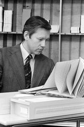 Follum, portretter ledere