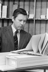 Follum, portretter ledere