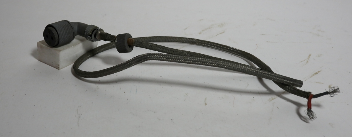 Elektronikk fra vingeforkant
