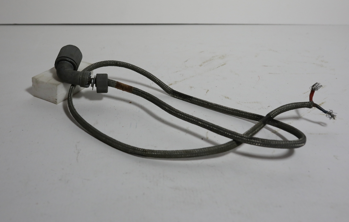 Elektronikk fra vingeforkant
