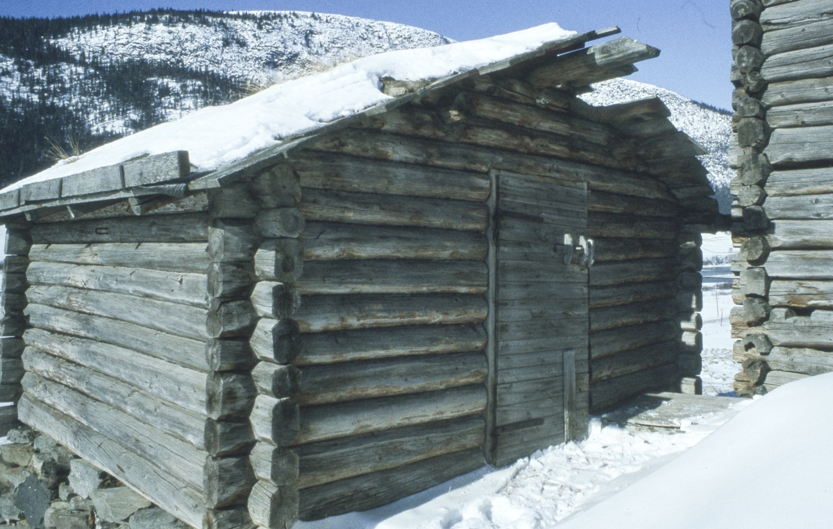 Gardsbruk, lite hus