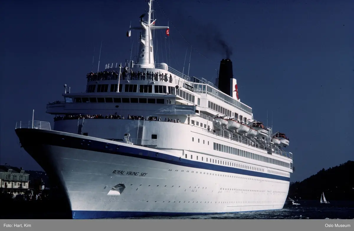 havn, cruiseskip Royal Viking Sky