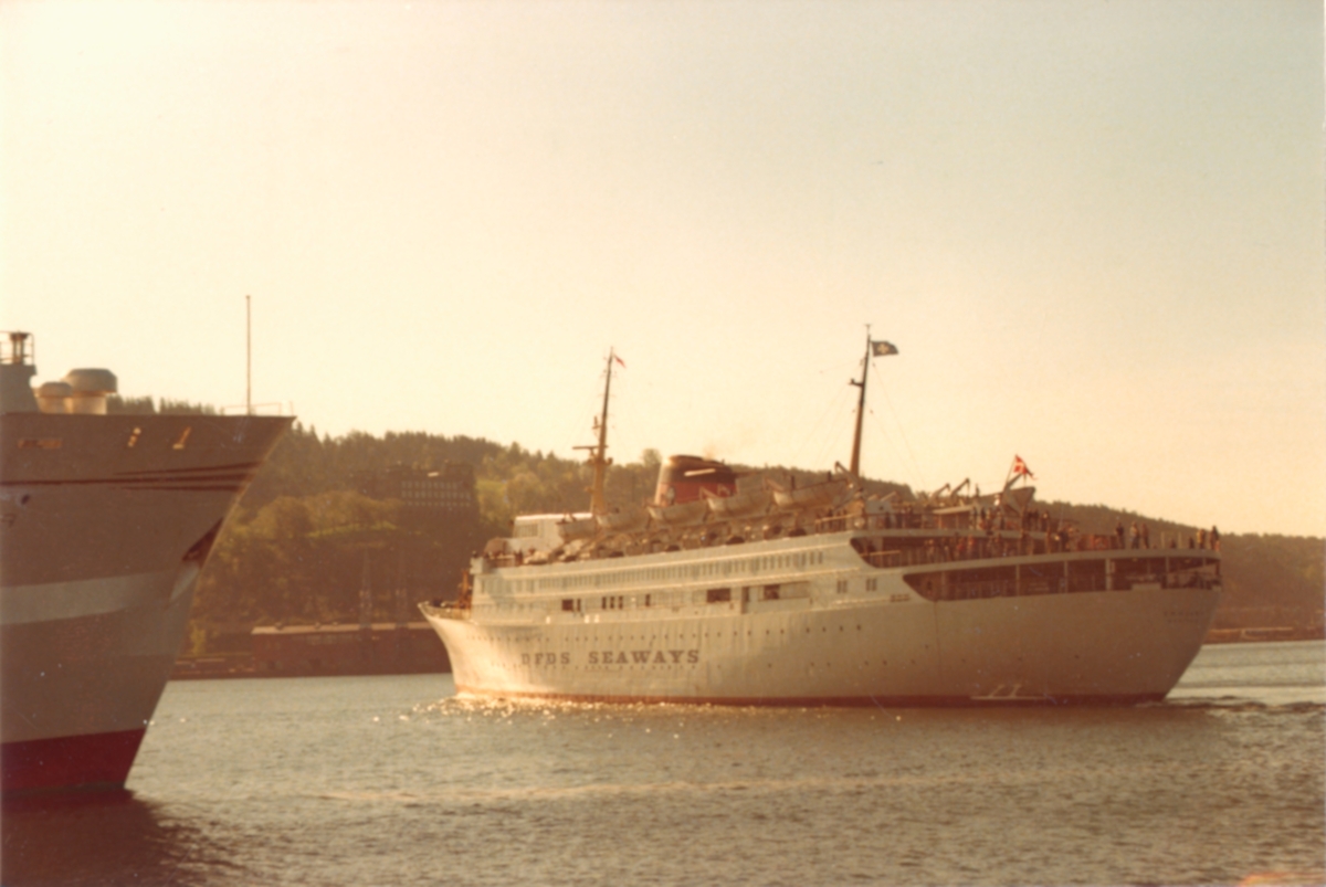 M/S England (b.1964, Helsingør Skibsværft og Maskinbyggeri A/S, Helsingør)