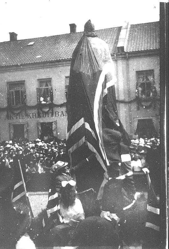 Avdukingen av Olav den Hellige på Lilletorvet i 1916