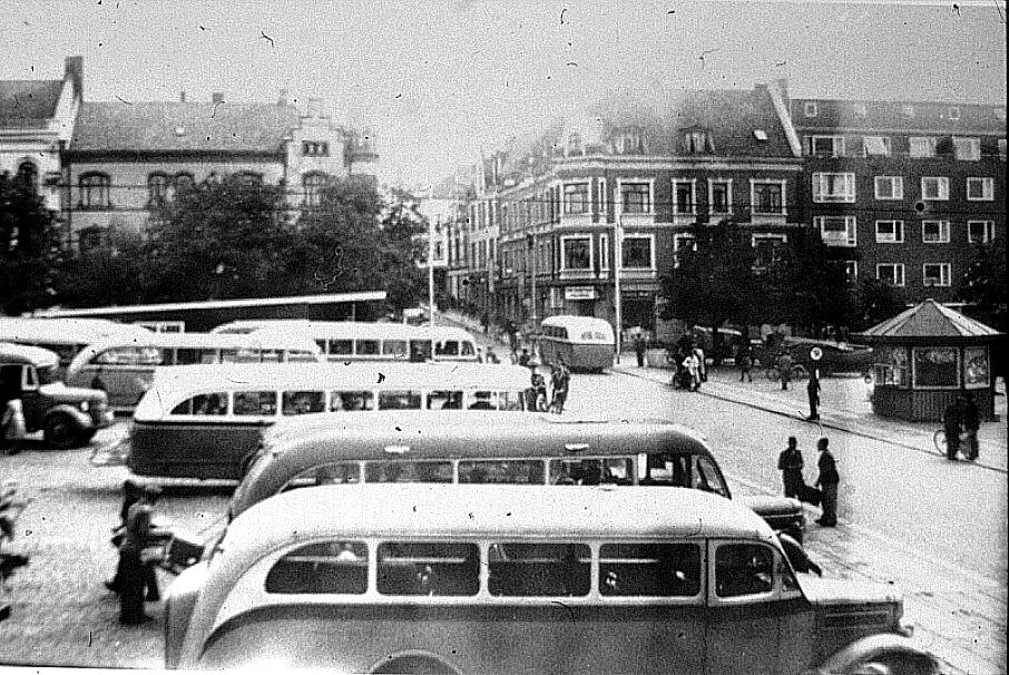 Busser på Sarpsborg torv