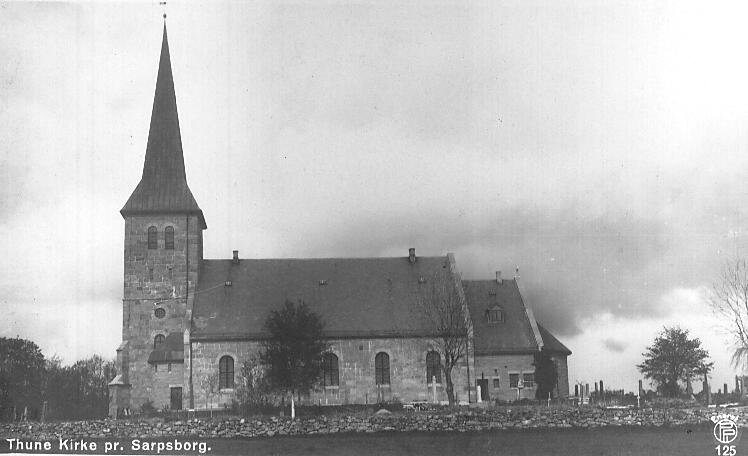 Tune kirke nyoppbygd etter brannen i 1908