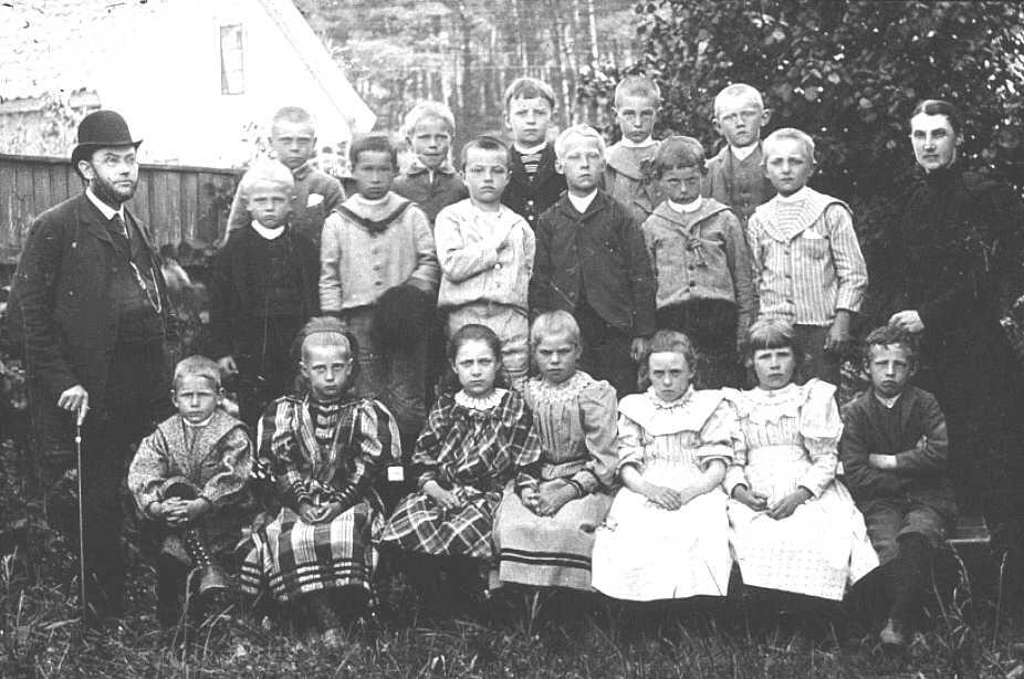 Sandesundsveien skole, 1892