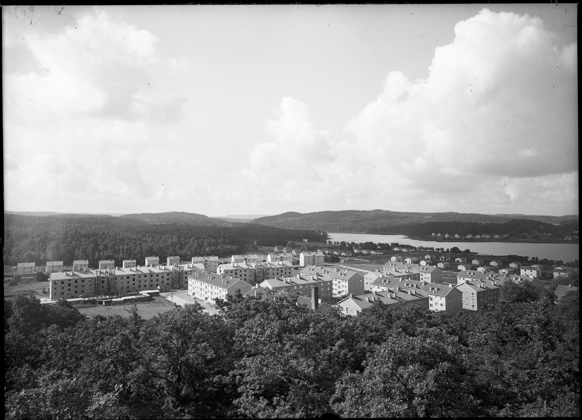 Vy över Stockslycke med Gärdsken till höger, kl 9.00, 4 nov. 1953