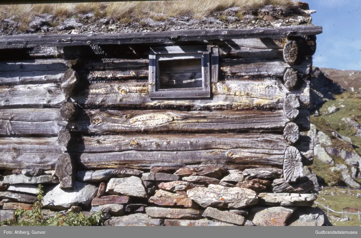 Lom 1974
Gammal seterstugu, Sålell