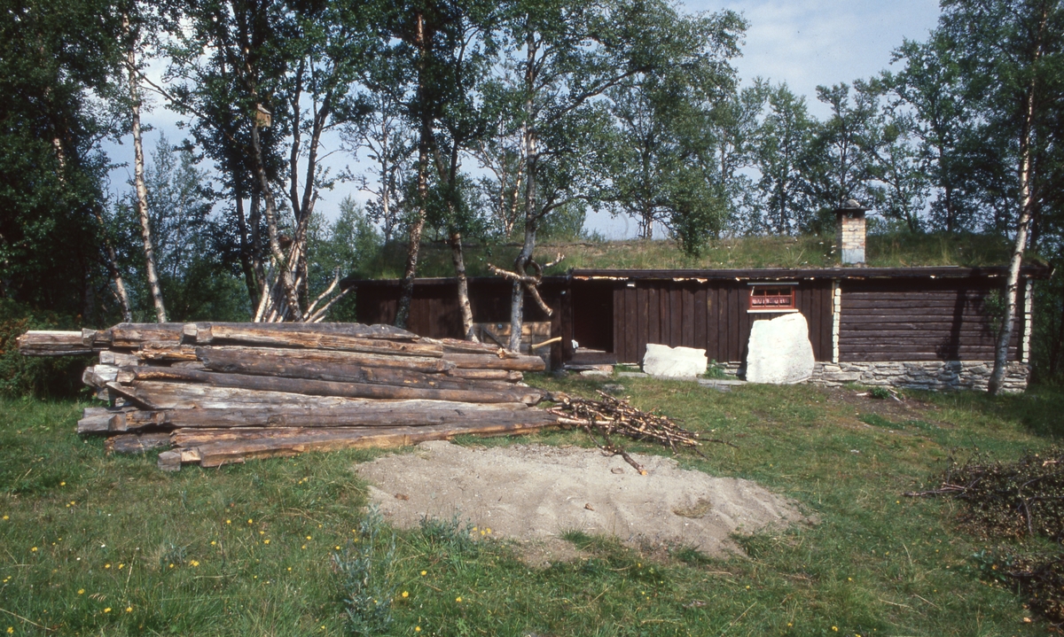 Osgjelten. Galådalen. Hytte.