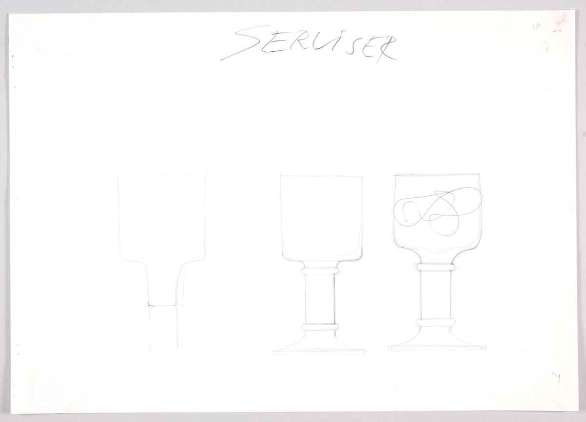 Skisser till ett antal servisglas i olika storlekar och utföranden  varav många med rak kupa, kraftigt ben och massiv fot. Notering.