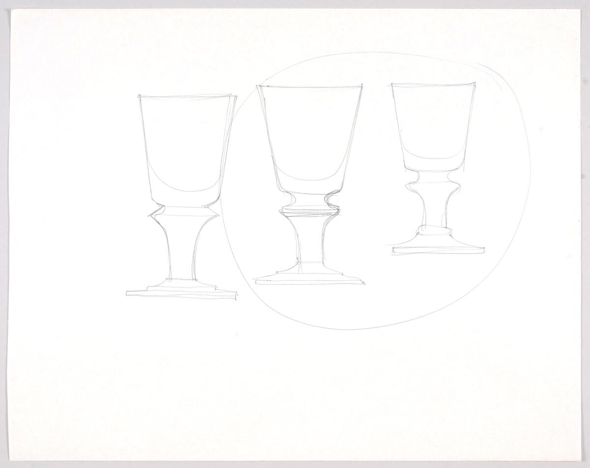 Skisser till servisglas i olika storlekar och utföranden, varav de flesta med konoid kupa, pelarben och kraftig fot. Noteringar.
