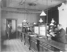 Gefleborgs Läns Enskilda Bank. 1878 flyttade banken in i ett eget hus vid Nygatan / Norra Kungsgatan.
Fram till 1897 hade banken rätt att trycka egna sedlar.