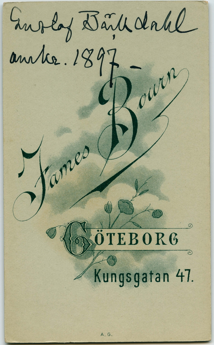 Porträtt på Gustaf Bäckdahl omkring år 1897.