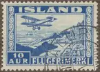 Frimärke ur Gösta Bodmans filatelistiska motivsamling, påbörjad 1950.
Frimärke från Island, 1934. Motiv av En-motorigt biplan över Thingvallasjön på Island Luftpost.